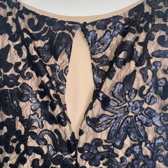 Dress the Population Black Floral Lace Mini Dress - Picture 6 of 12